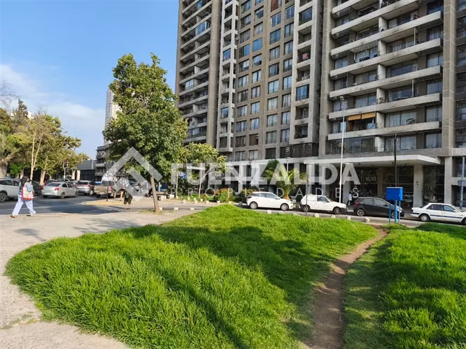 Venta Departamento en Stgo 3 dorm.2 baños, Estacionamiento