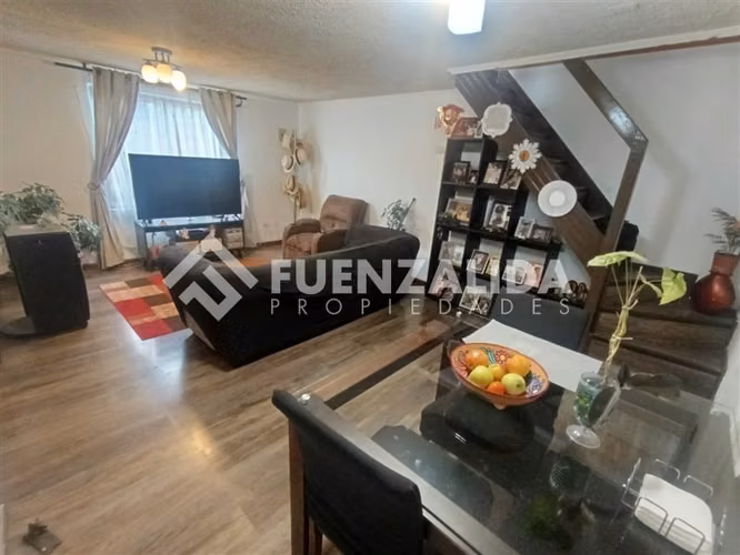 Venta de casa en Pudahuel 3 dorm. 2 baños estacionamiento