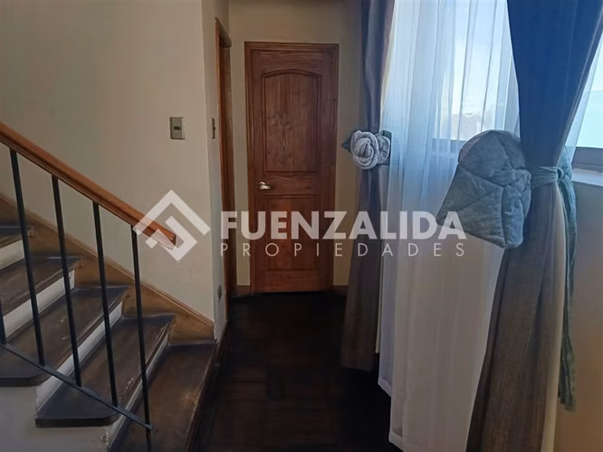 Venta casa Independencia Mirador Viejo 4 dormitorios 2 baños