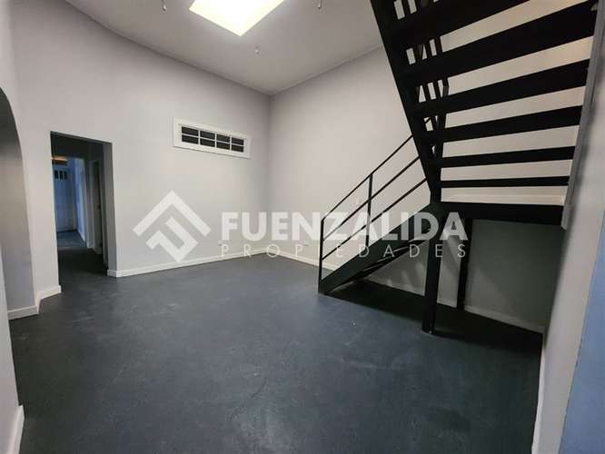 Venta casa Santiago 5 dormitorios 3 baños 263 mt2