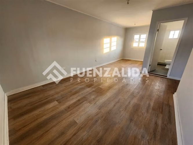 Venta casa Santiago 5 dormitorios 3 baños 263 mt2
