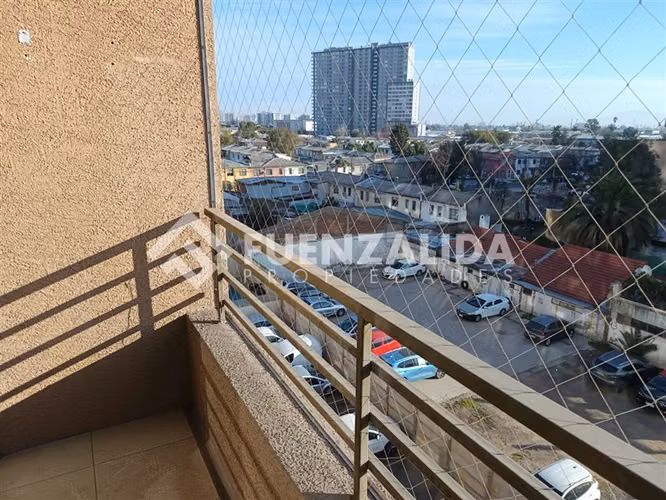 Departamento en arriendo de 2 dorm. en Independencia
