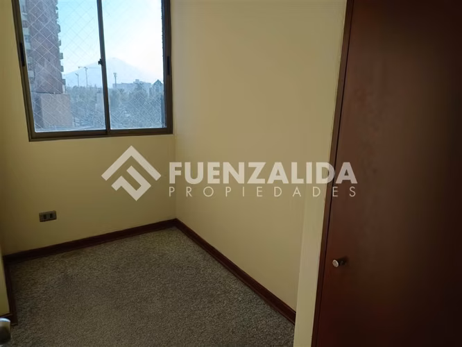 Departamento en arriendo de 2 dorm. en Independencia