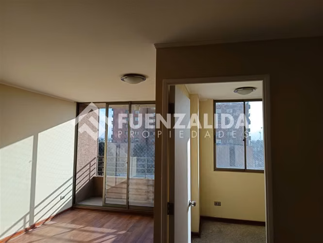 Departamento en arriendo de 2 dorm. en Independencia