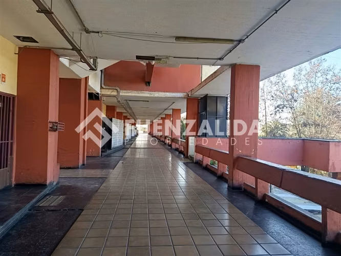 Venta Depto duplex Est,central, 2 dorm 2 baños V. Portales