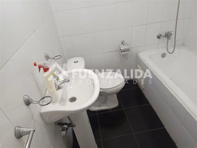 Venta Depto duplex Est,central, 2 dorm 2 baños V. Portales