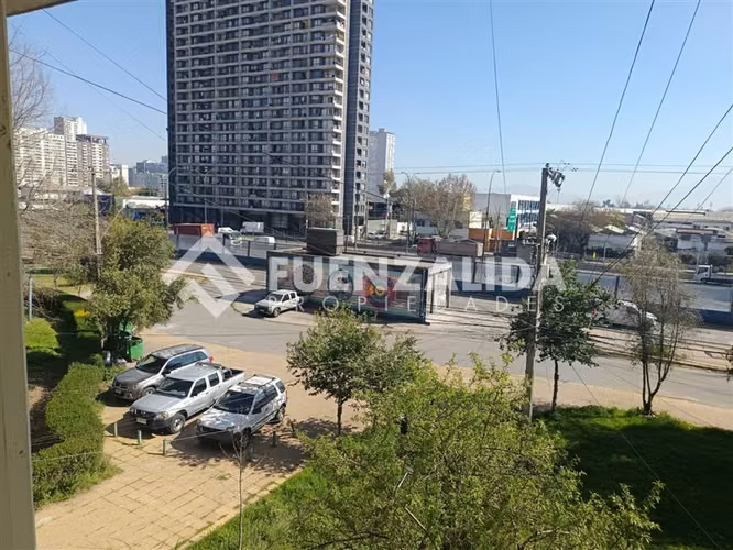 Venta Depto duplex Est,central, 2 dorm 2 baños V. Portales