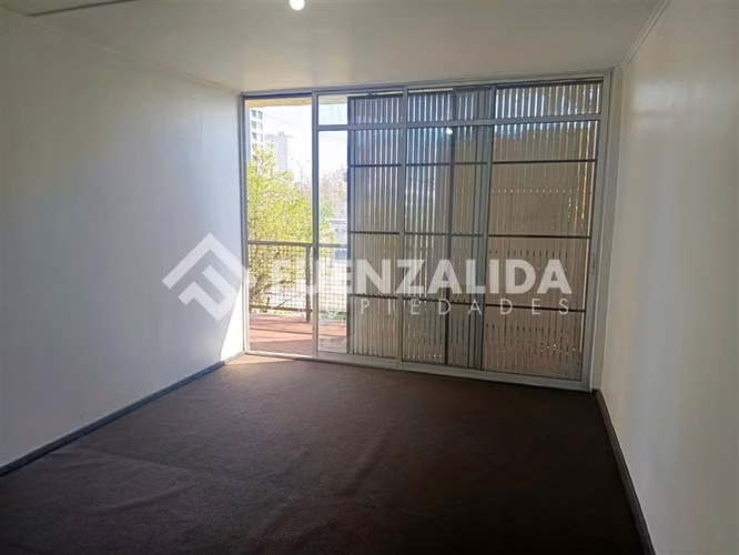 Venta Depto duplex Est,central, 2 dorm 2 baños V. Portales