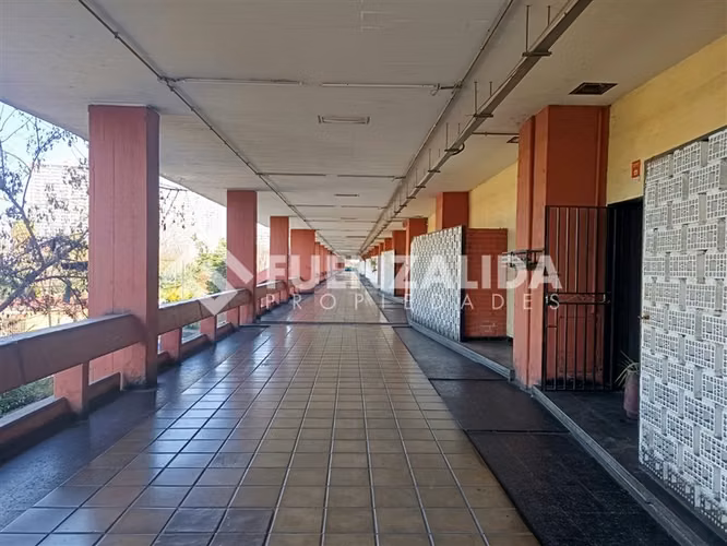 Venta Depto duplex Est,central, 2 dorm 2 baños V. Portales