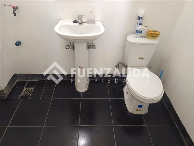 Venta Depto duplex Est,central, 2 dorm 2 baños V. Portales