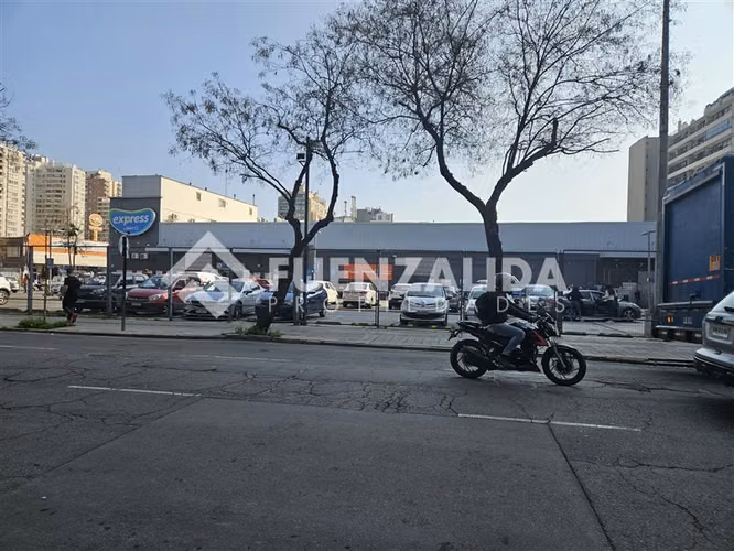 Venta Departamento Santiago estilo mariposa Metro Toesca
