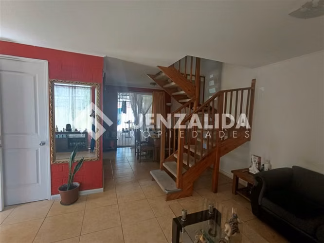Venta casa Lampa Barrio Santo Tomás 3 dormitorios 3 baños