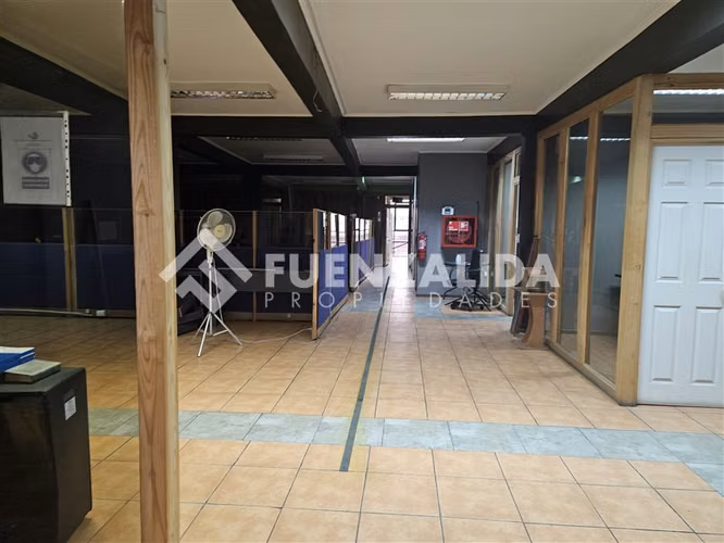 Venta Oficina Santiago, edificio de 1.834mt2 de 4 pisos