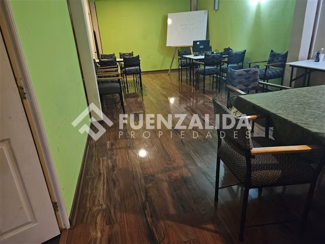 Venta Oficina Santiago, edificio de 1.834mt2 de 4 pisos