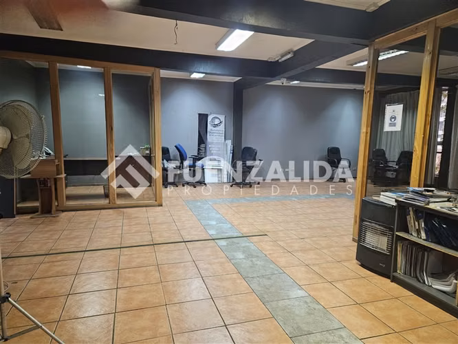 Venta Oficina Santiago, edificio de 1.834mt2 de 4 pisos