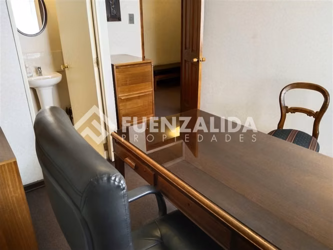 Venta Oficina Santiago Frente ex Congreso 2 privados 2 baños