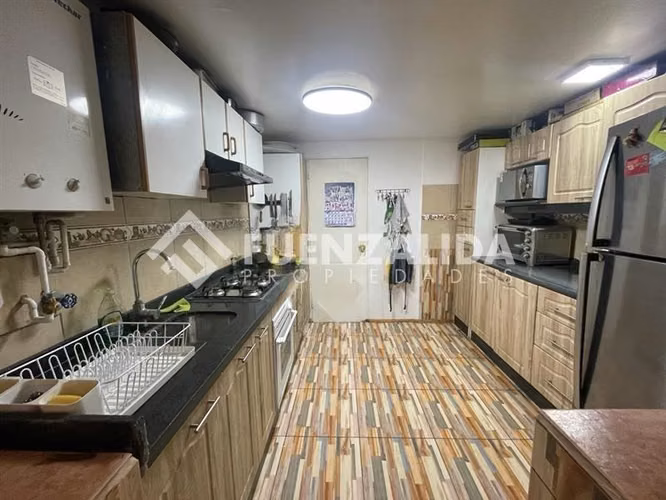 Venta de Casa en Pudahuel, Sector Alto Jahuel 5 dormitorios
