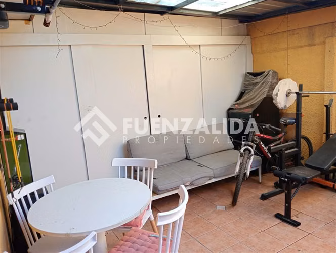Venta de Casa en Pudahuel, Sector Alto Jahuel 5 dormitorios