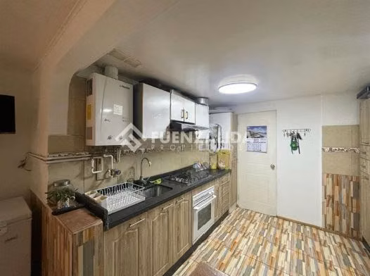 Venta de Casa en Pudahuel, Sector Alto Jahuel 5 dormitorios