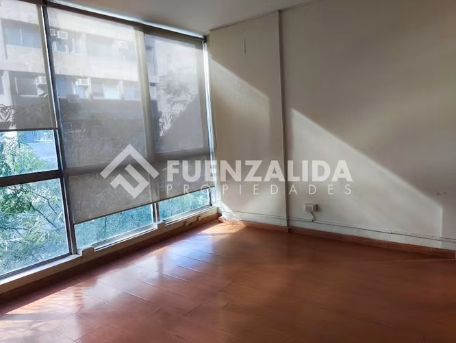 Venta Oficina Santiago 1 privado 1 baño