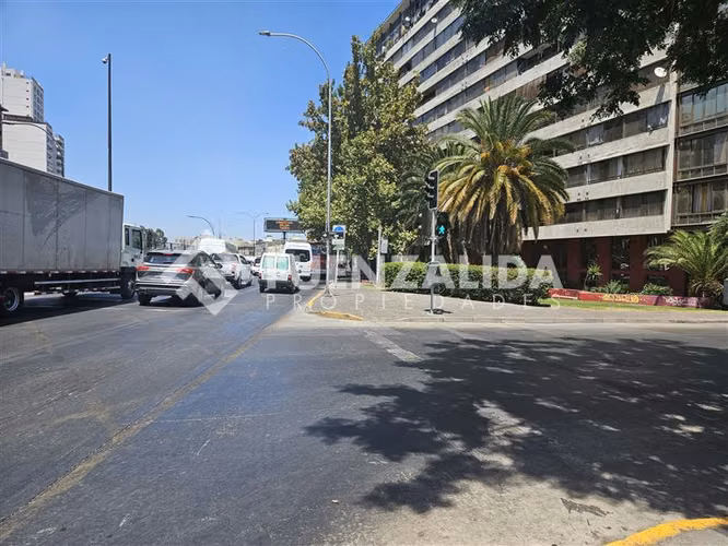 Venta, Departamento Santiago,2 dormitorios 1 baño, Estaciona