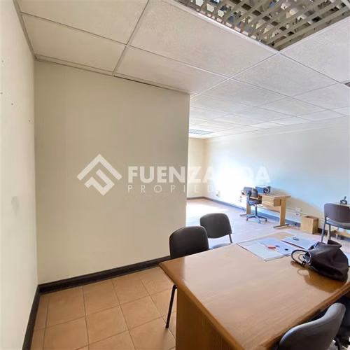 Venta oficina Santiago 40 mt2 + Estacionamiento