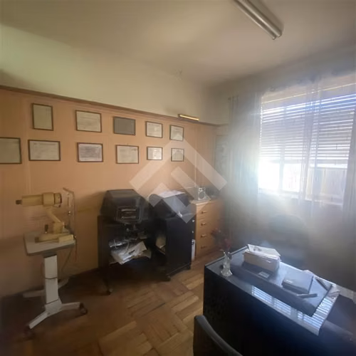 Venta oficina Santiago Estado Agustinas 2 privados un baño