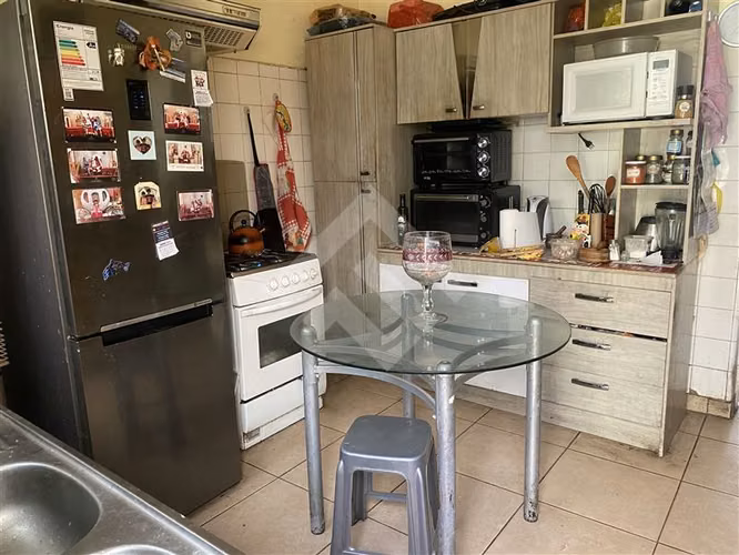 Venta Casa Recoleta living-comedor 2Dormitorio1baño,patio - Imagen 3