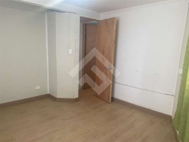 Venta Casa Lampa, 4 Dormitorios,1 Baño 2 Est.109 mt2/54 mt2