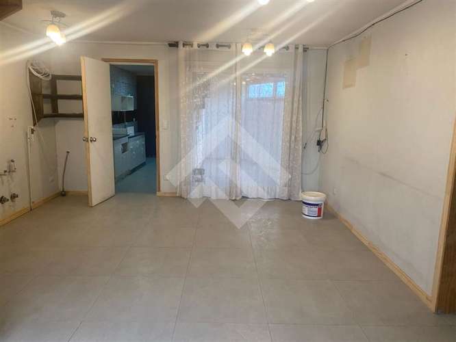 Venta Casa Lampa, 4 Dormitorios,1 Baño 2 Est.109 mt2/54 mt2
