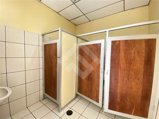 Local Comercial o Bodega en venta en Santiago - Imagen 17