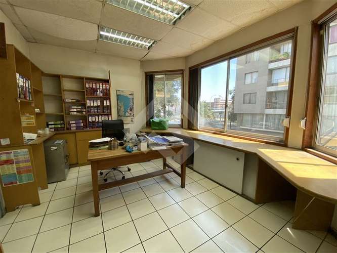 Oficinas o Local, Bodega enventa 18/san ignacio Santiago