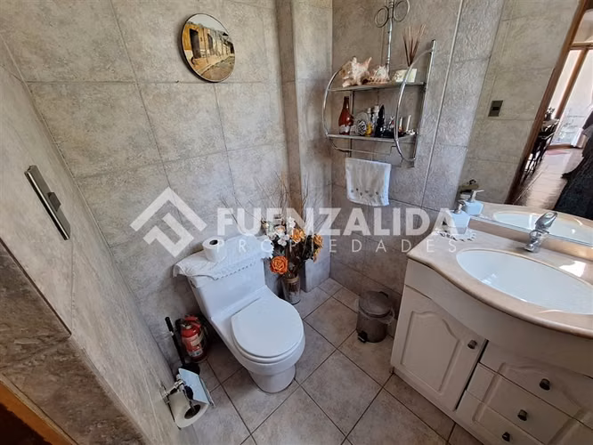 Parcela vendo 5D 4B piscina condominio en Colonia Alemana