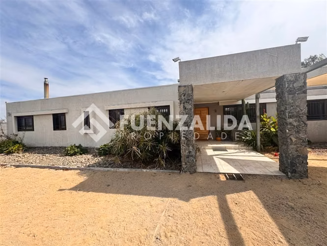 Casa venta de 4 dorm. en Talagante