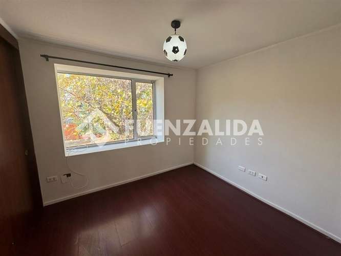 Venta Peñaflor 3D 3B con Piscina - Imagen 13