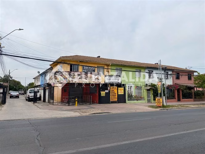 2 Locales , 2 oficinas y gran bodega Vendo en Talagante