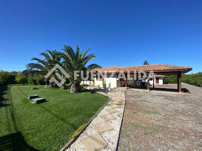 Casa en venta de 4 dorm. en Talagante - Imagen 2