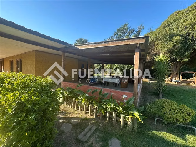 EN Venta Casa en parcela I. de Maipo con Rec. final y piscin