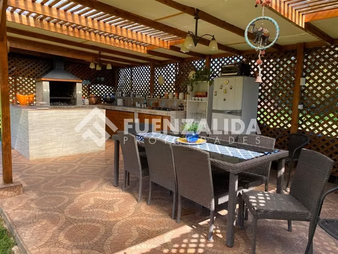 Parcela Vendo 4D 3B Piscina Quincho Terraza en Peñaflor