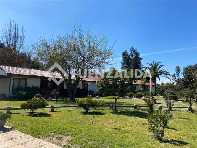 Parcela Vendo 4D 3B Piscina Quincho Terraza en Peñaflor