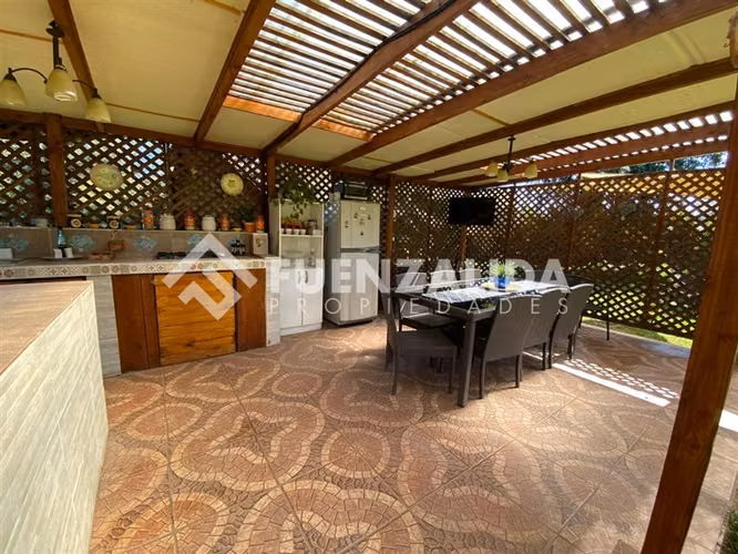 Parcela Vendo 4D 3B Piscina Quincho Terraza en Peñaflor
