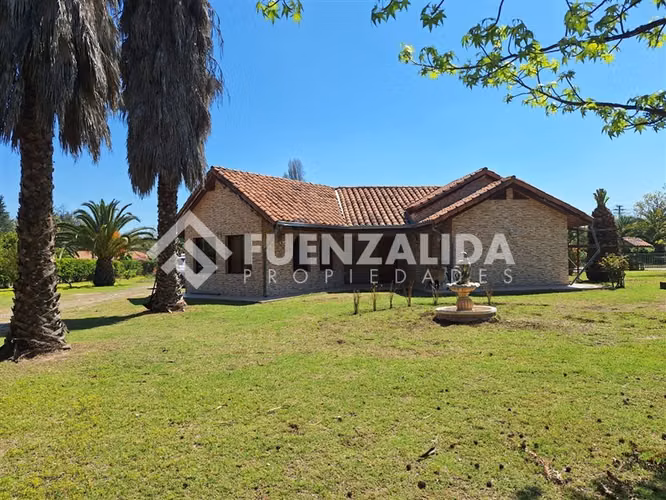 Parcela venta en Calera de Tango Colegio San Felipe Diacono
