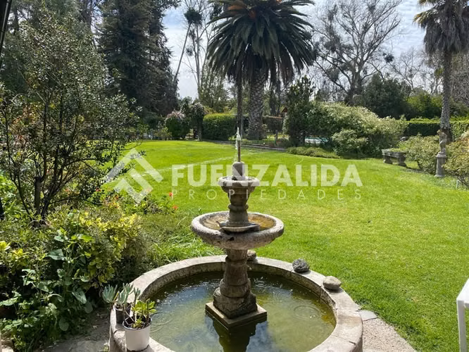 Parcela vendo con 3 casas piscina quincho en Talagante