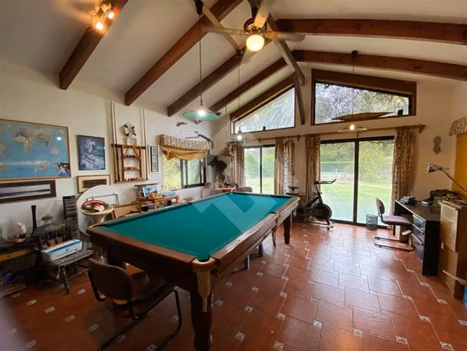 Parcela vendo con 3 casas piscina quincho en Talagante