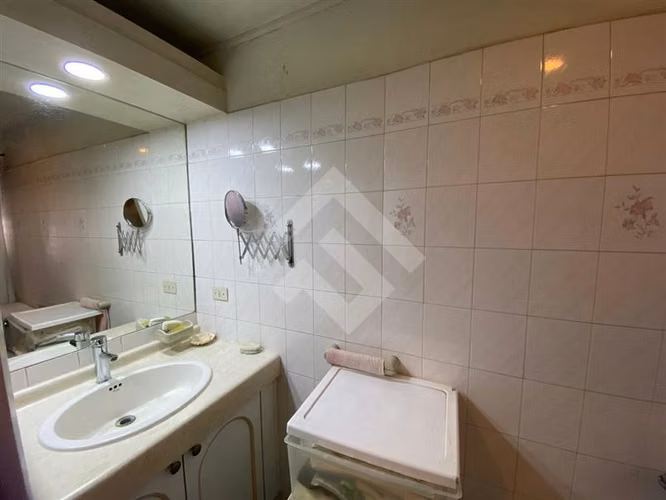 Parcela vendo con 3 casas piscina quincho en Talagante