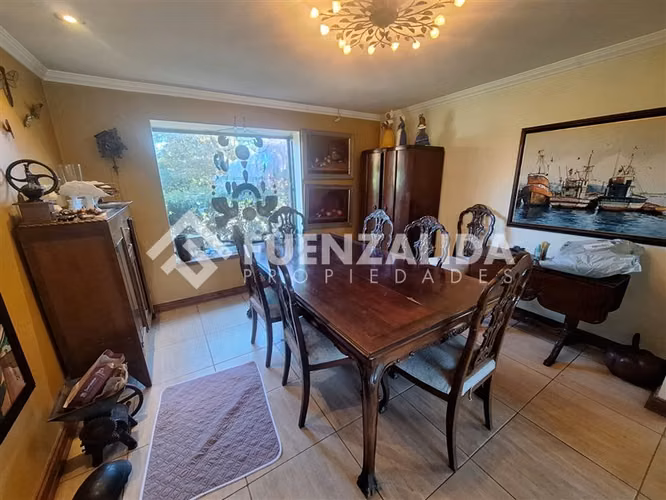Casa en venta de 4 dorm. en Peñaflor Colonia Alemana