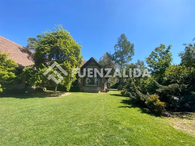 Casa en Parcela vendo 6D 6B piscina terraza en Talagante
