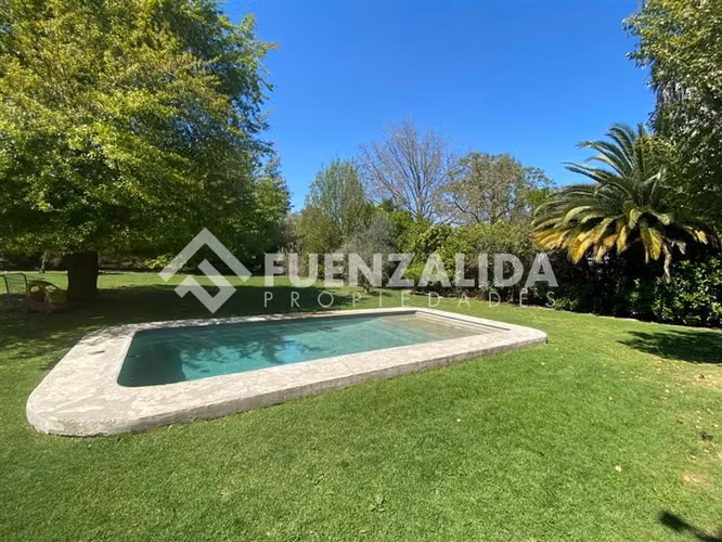 Casa en Parcela vendo 6D 6B piscina terraza en Talagante