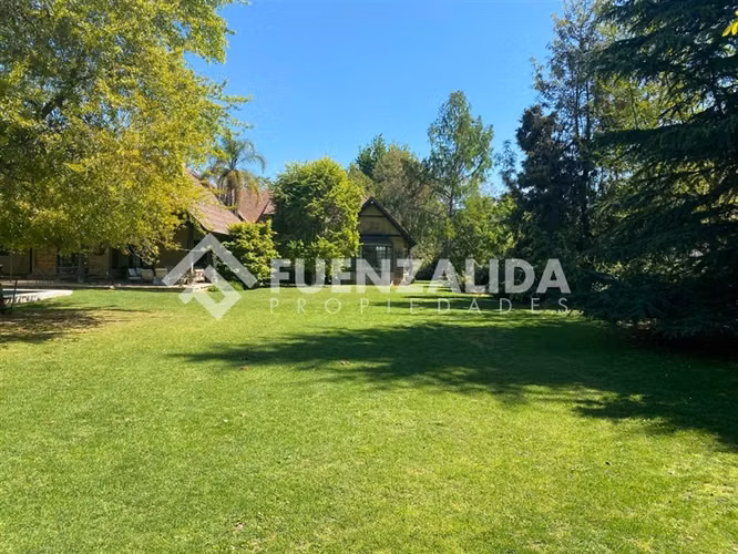 Casa en Parcela vendo 6D 6B piscina terraza en Talagante