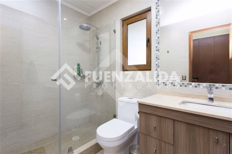 Casa en venta de 6 dorm. en Talagante